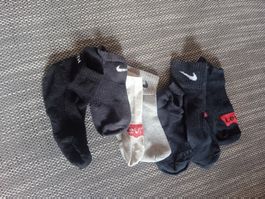 Nike shocks