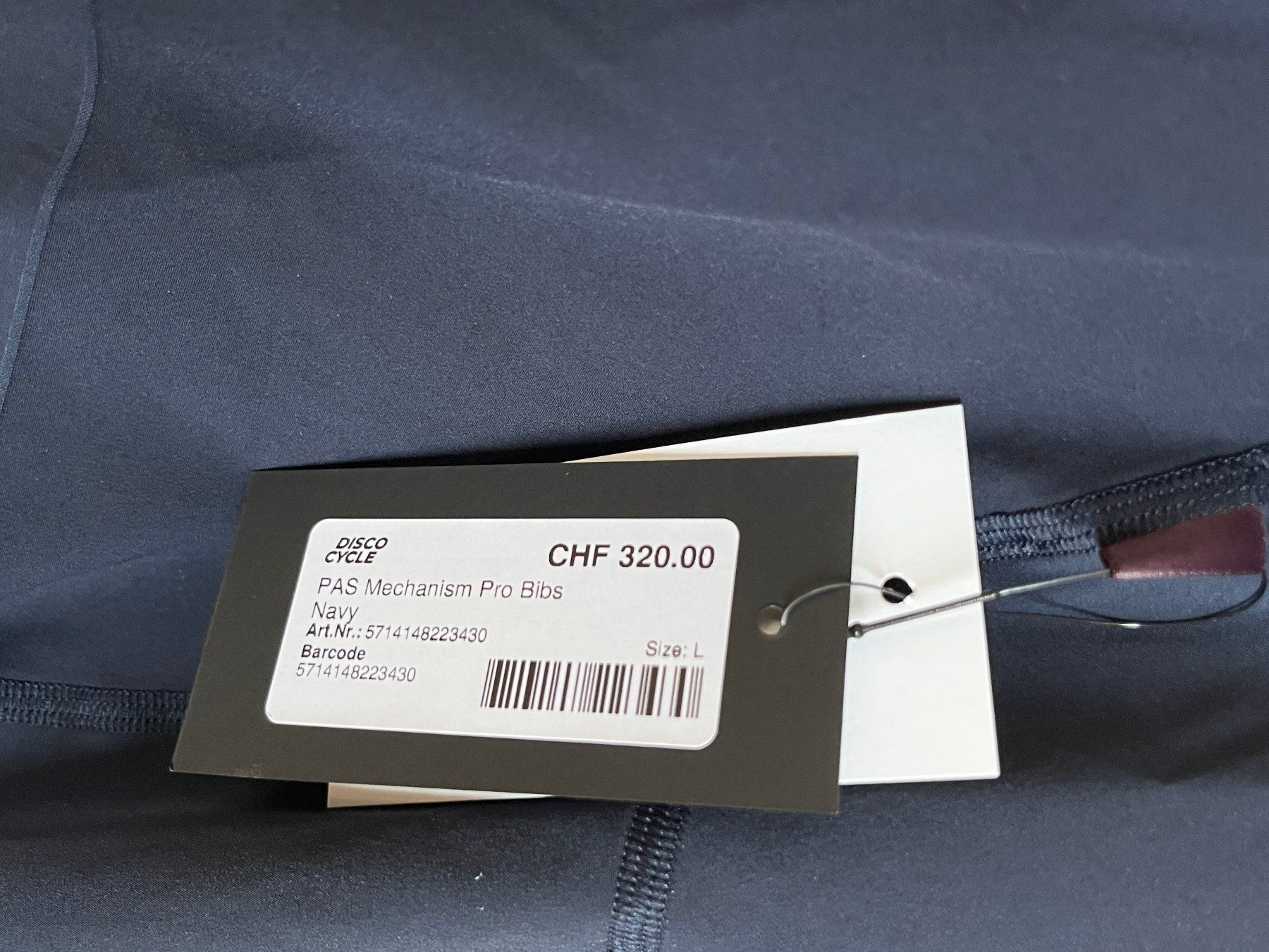 Pas Normal Studios Pantaloni: % Pas Normal Studios Men's PAS Mechanism Pro Bibs - L – Nuovo e nell'imballaggio originale da Bern venduto da Disco_Cycle 2