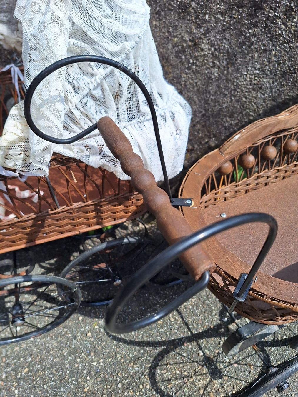 Carrozzine per bambole: 2 STK PUPPENWAGEN VINTAGE – Usato da Huttwil venduto da Kunterbuntli 5