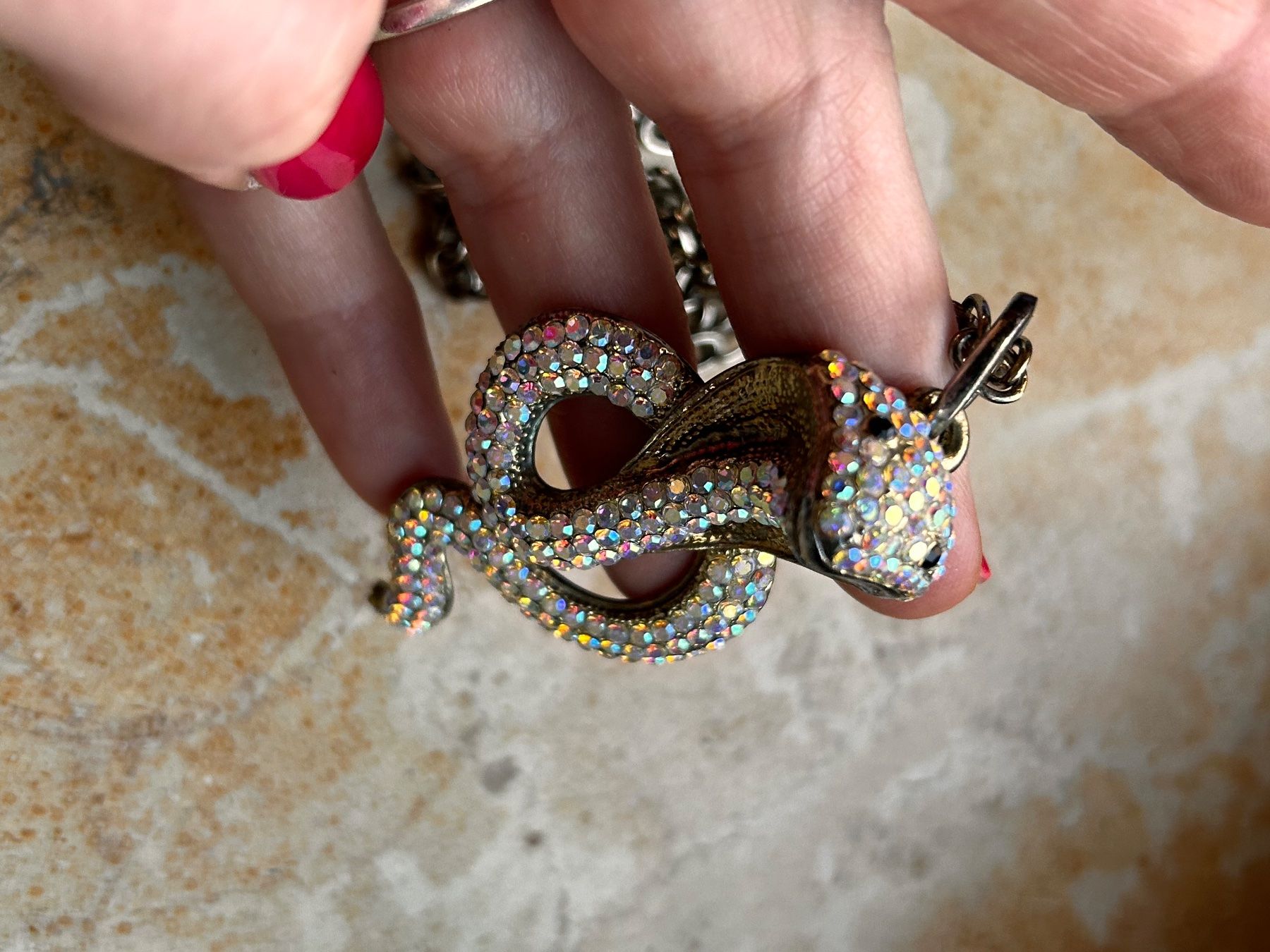 Catenine: Schlangen-Kette KOBRA WEISS Strass – Usato da Dittingen venduto da Bellevista 9