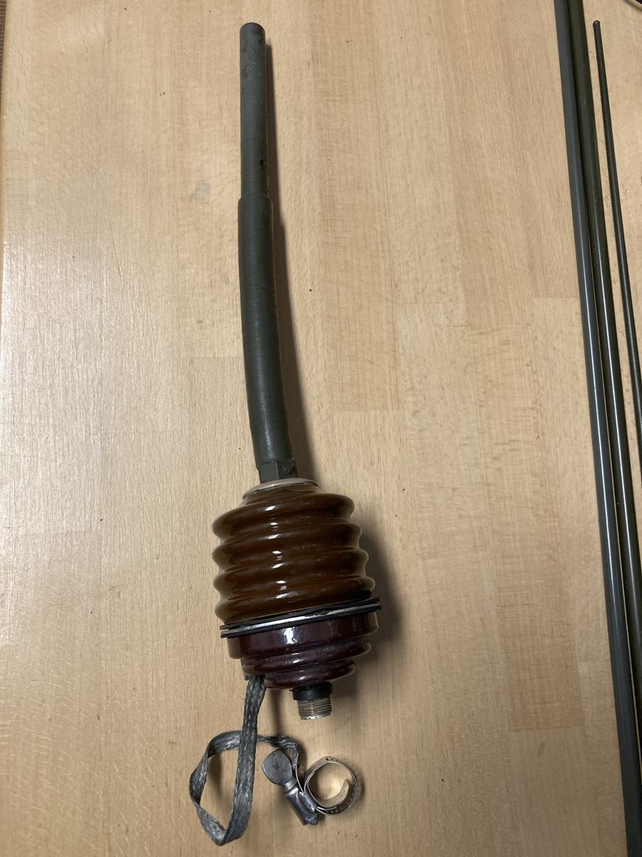 Technique de radiocom: Jeep Antenne – D'occasion à Rorschach par lisig