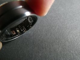 Ring Smart Ring Qinux Gadium SILBER- NP 138.00
