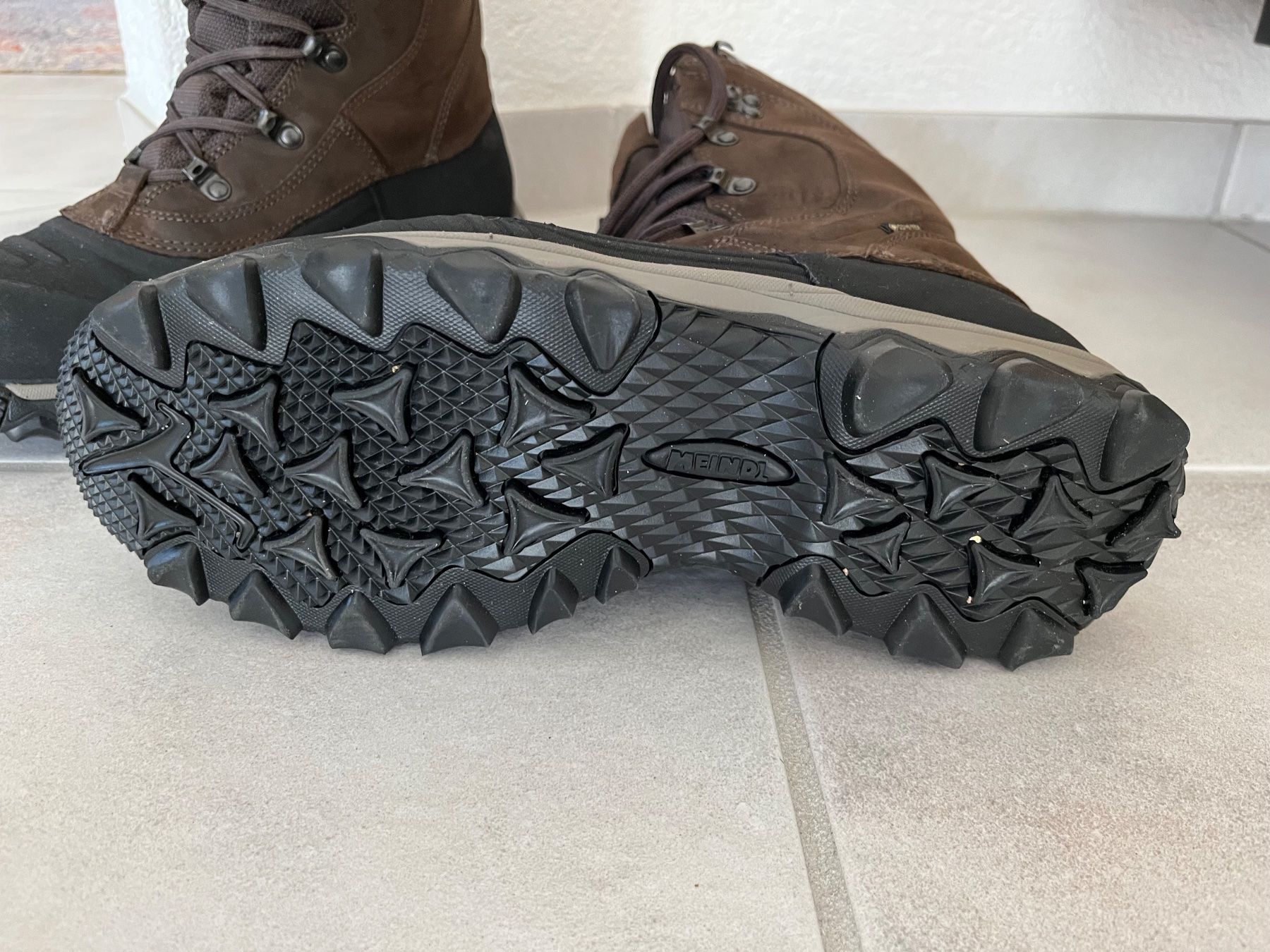 Meindl Scarpe da uomo: Winterschuh/Stiefel Meindl – Nuovo (secondo la descrizione) da Dulliken venduto da Lemon09 1