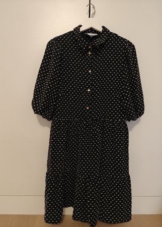 Neu - Kurzes Kleid - Schwarz/Weiss gepunktet - Gr.14 (M/L) ✨