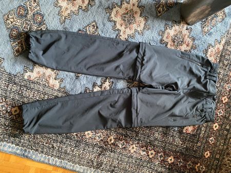Kurzehose mit verlängerung gr 140