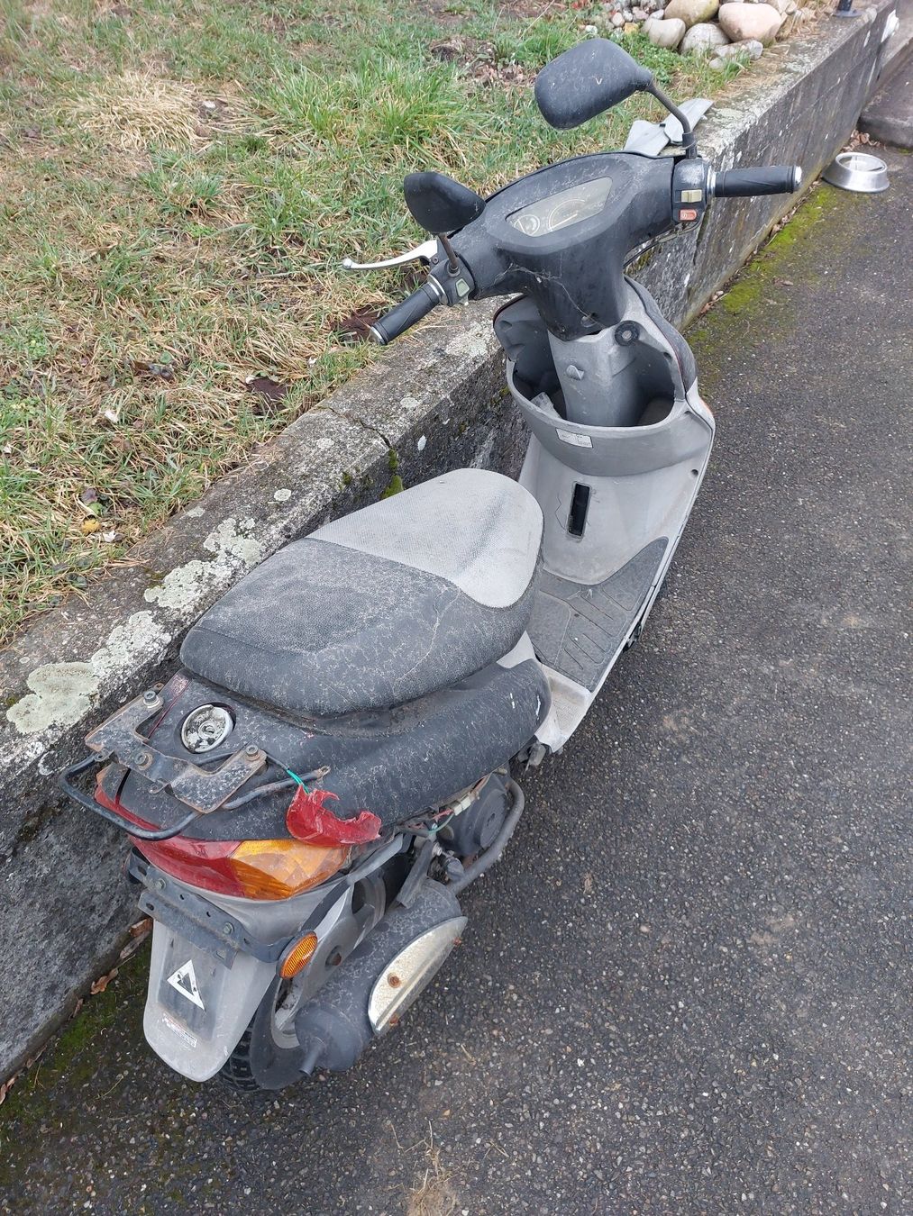 Generic / Ksr Moto Scooter: Baotian RC BT49QT-9D Roller Scooter ab 1 Fr.- – Difettoso da Schleitheim venduto da ZieglerMotoRecycling 8