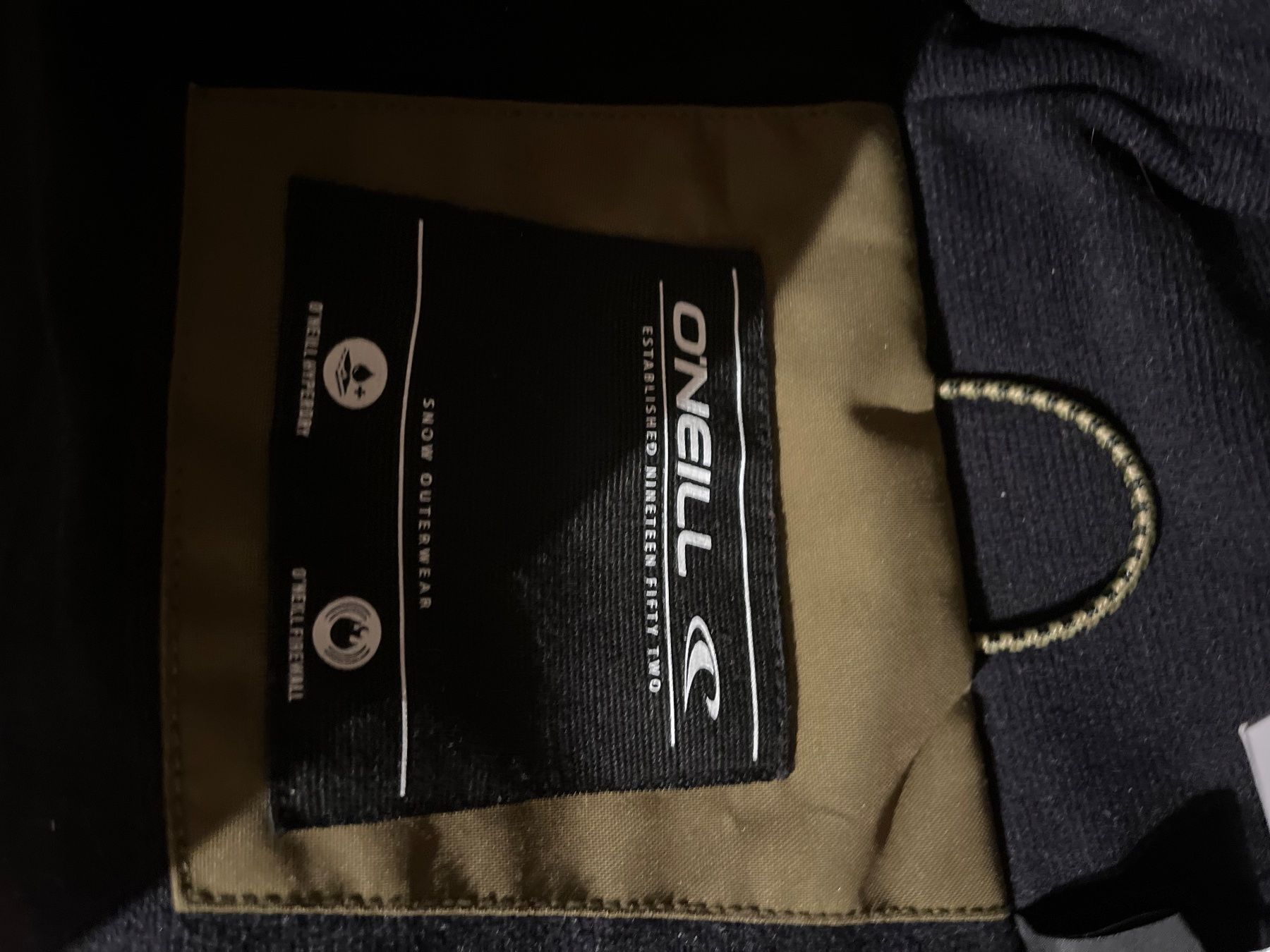 O'Neill Jacken: Veste kaki o neill Taille S Marina – Gebraucht aus Veyrier von kimedovapa 2