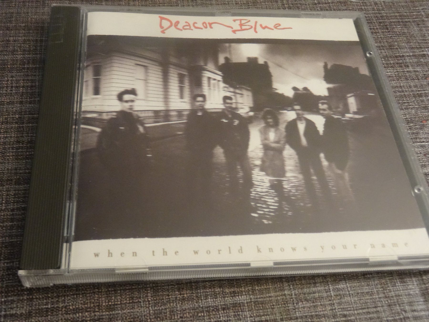 CD: Deacon Blue - When The World Knows Your Name CD – Usato da Olten venduto da Disc-Ausverkauf