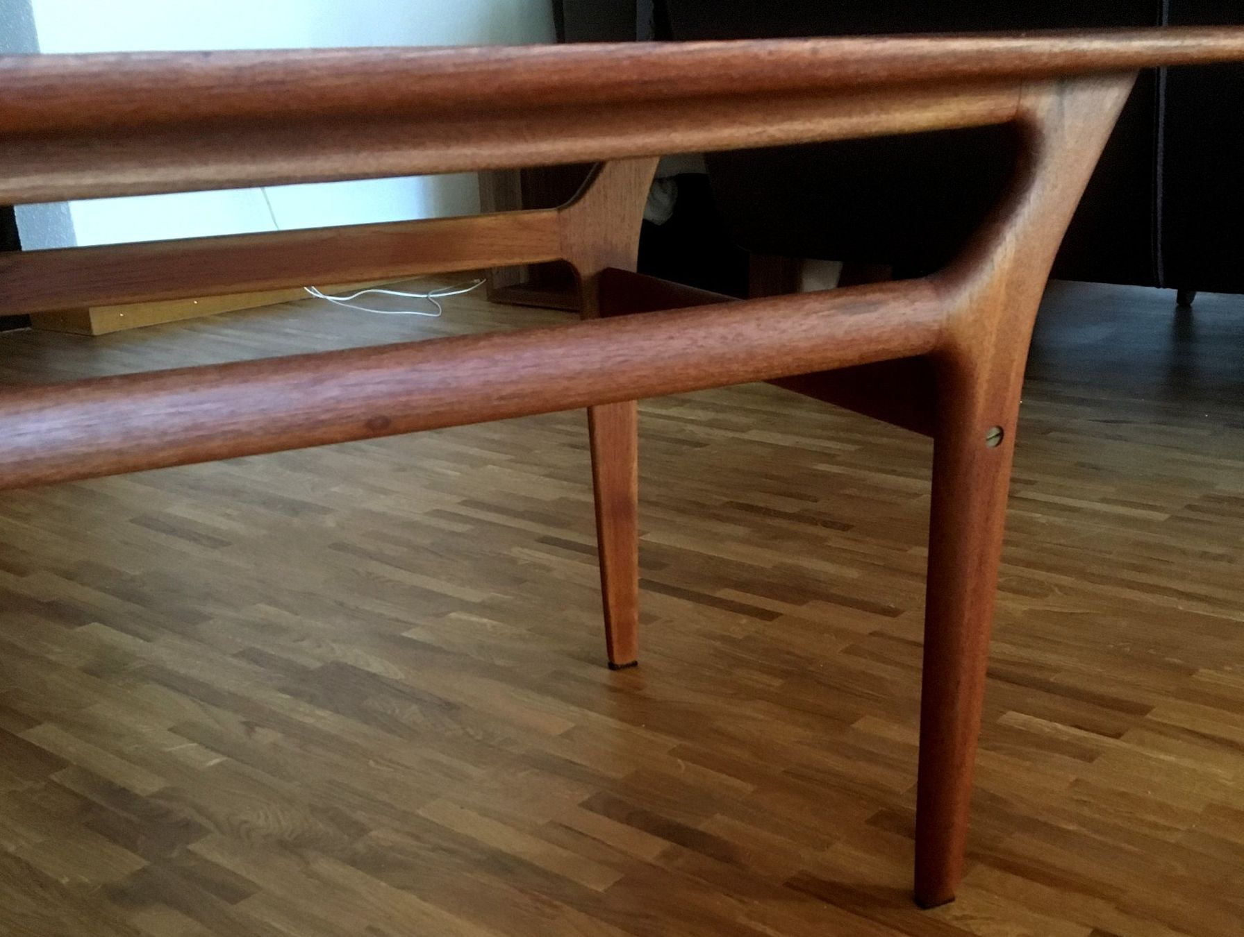 Tavoli: Danish Design Couchtisch "Jason Danmark" – Nuovo (secondo la descrizione) da Zürich venduto da Derrick8 6
