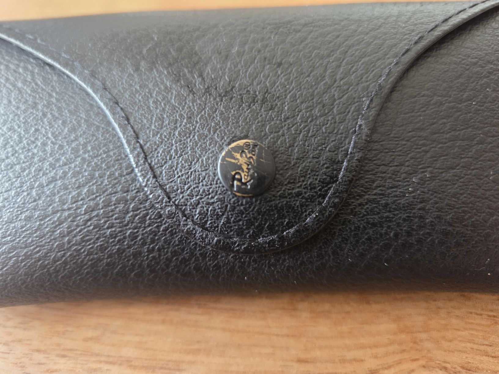 Autres vêtements & accessoires: Original Ray Ban Brillenetui – D'occasion à Uzwil par Morpheus_De 2
