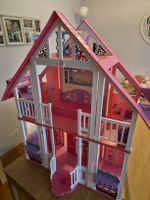 Barbie Traumvilla mit Zubehör. Guter Zustand