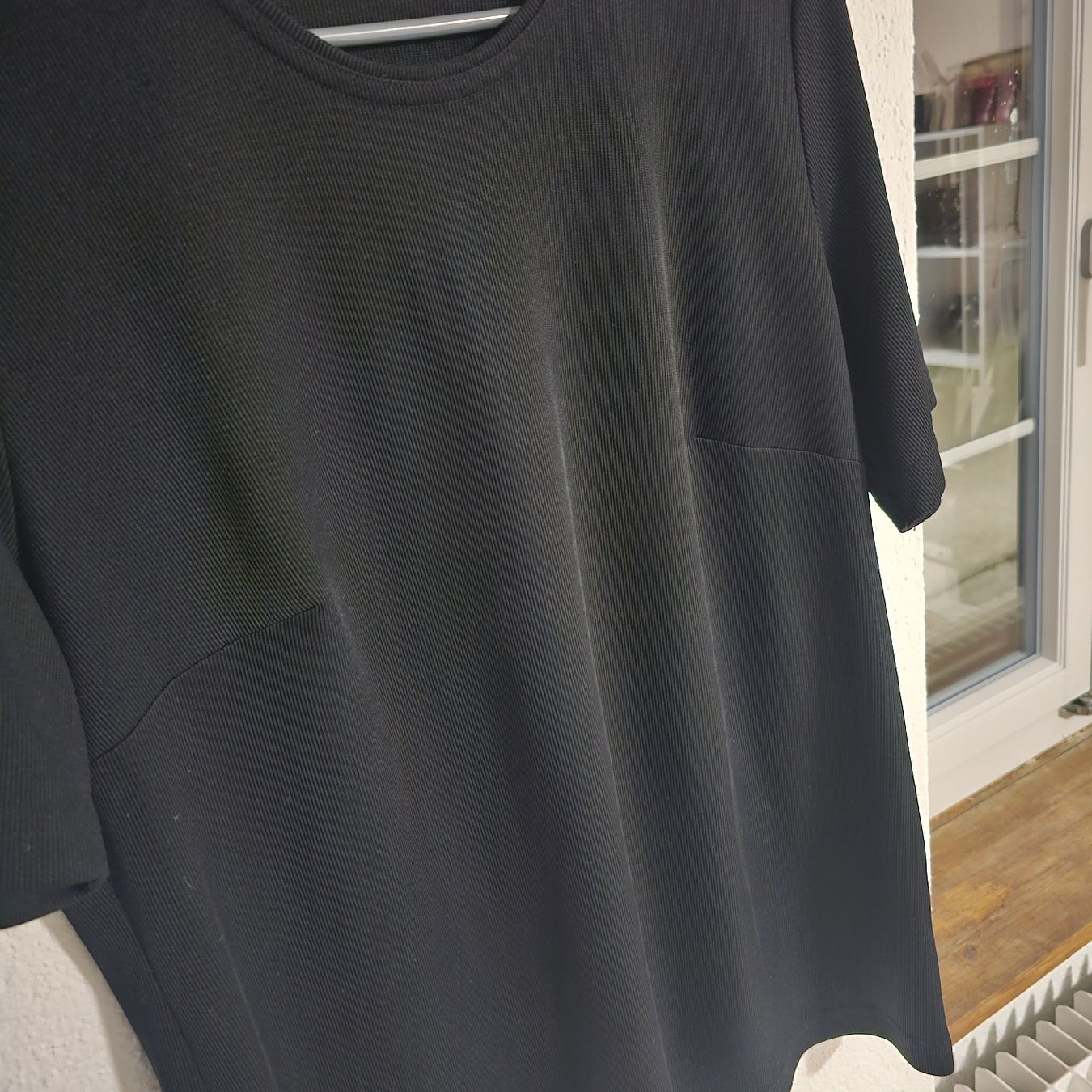 Tuniche: Tunique noire classic, taille L – Usato da Sornetan venduto da T.a333 2