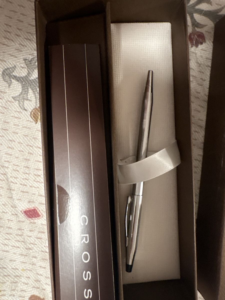 Penna & Evidenziatori: Cross ballpoint pen silver chrome with original box – Usato da Genthod venduto da gkthakur 1