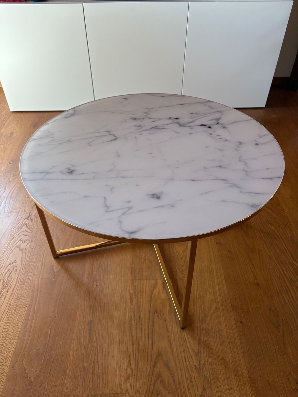 Tables: Couchtisch in Marmoroptik – D'occasion à Mauren TG par smi_v8m5