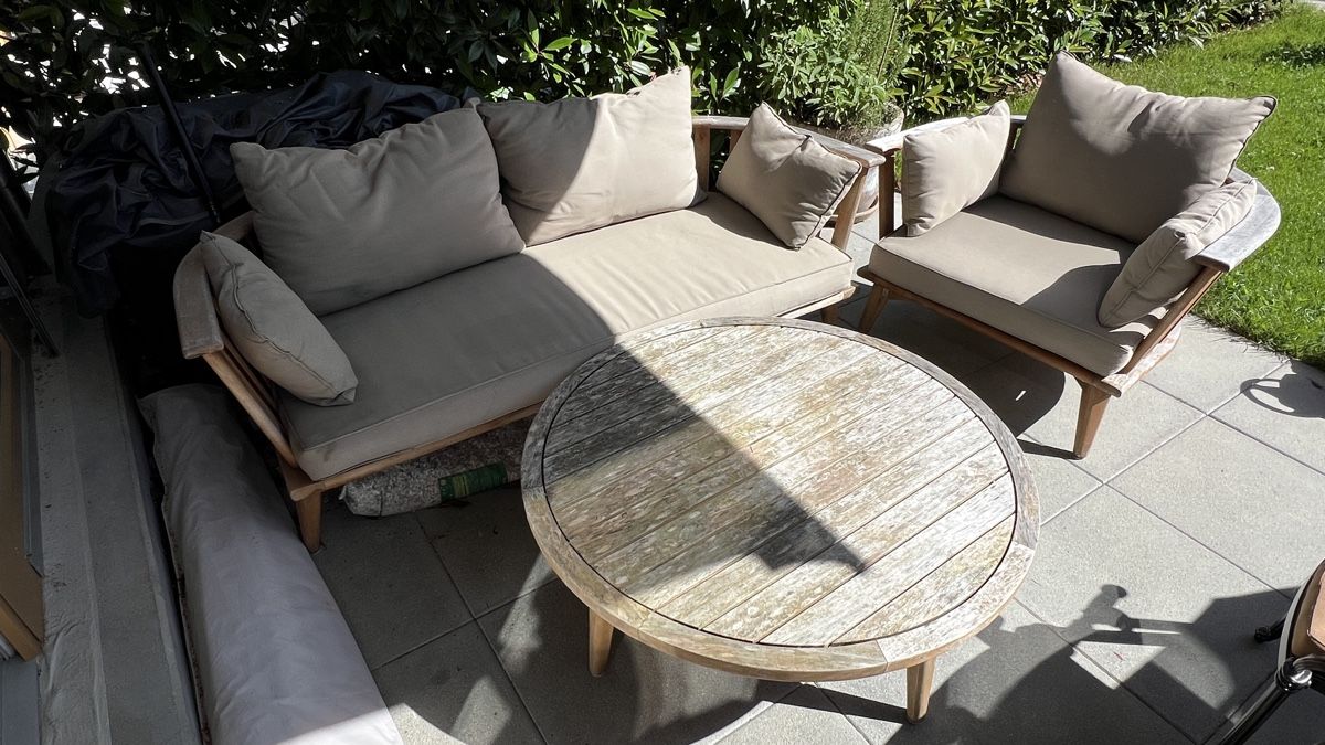 Maisons du monde Sedie a sdraio: Gartenmöbelset beige 3 teilig aus Holz – Usato da Kreuzlingen venduto da Alex_de_ru
