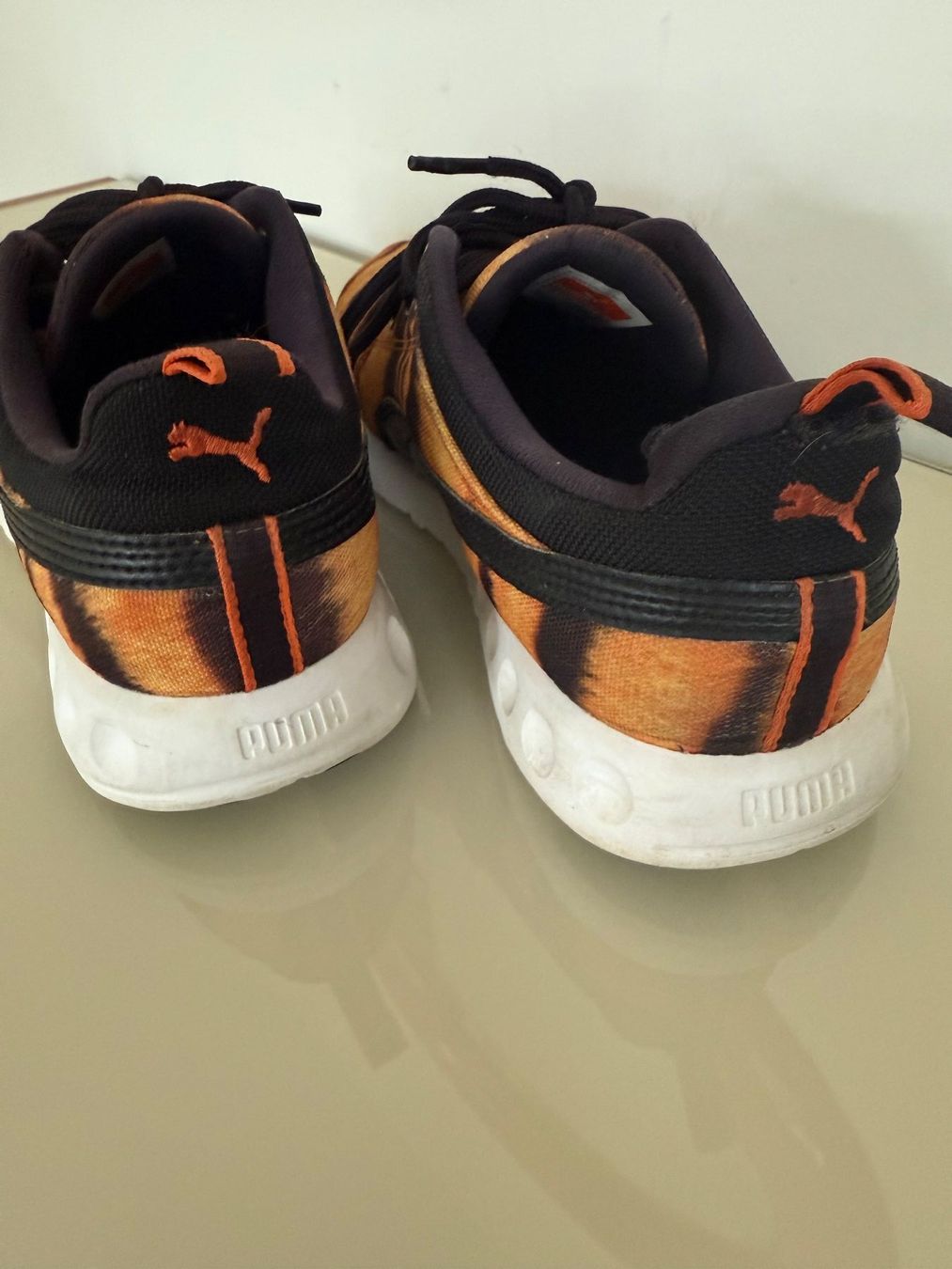 Puma Scarpe da donna: Puma Damen Sneaker Tigerlook Gr.40 – Usato da Steg im Tösstal venduto da goldlionfree 2
