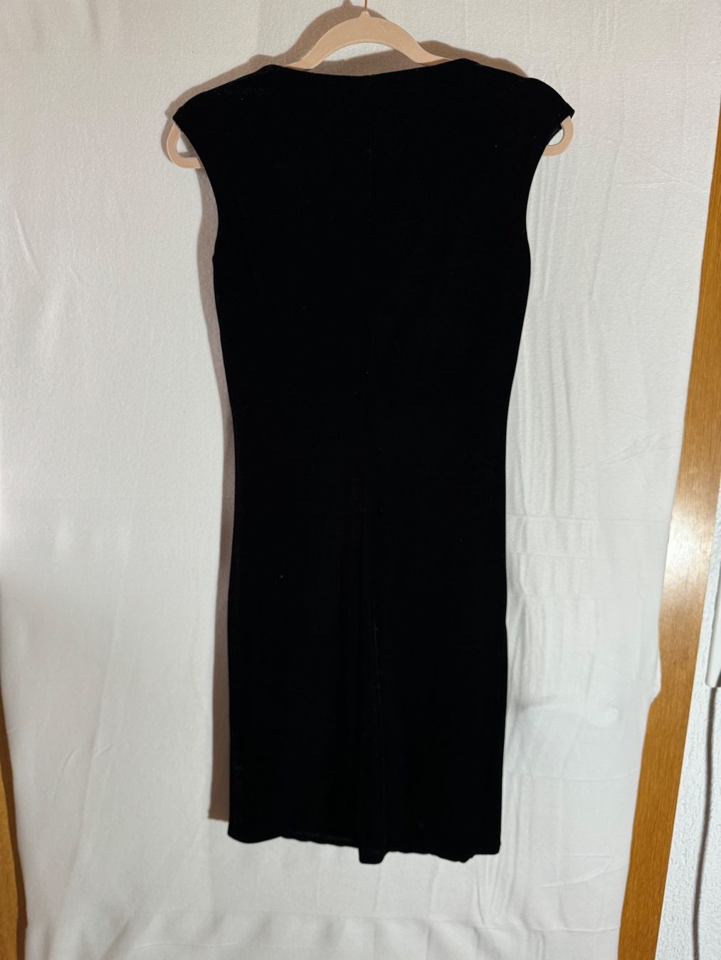 Maddison Vestiti: Schwarzes Kleid von Maddison Gr. S – Usato da Grosswangen venduto da second_hand_dress 5