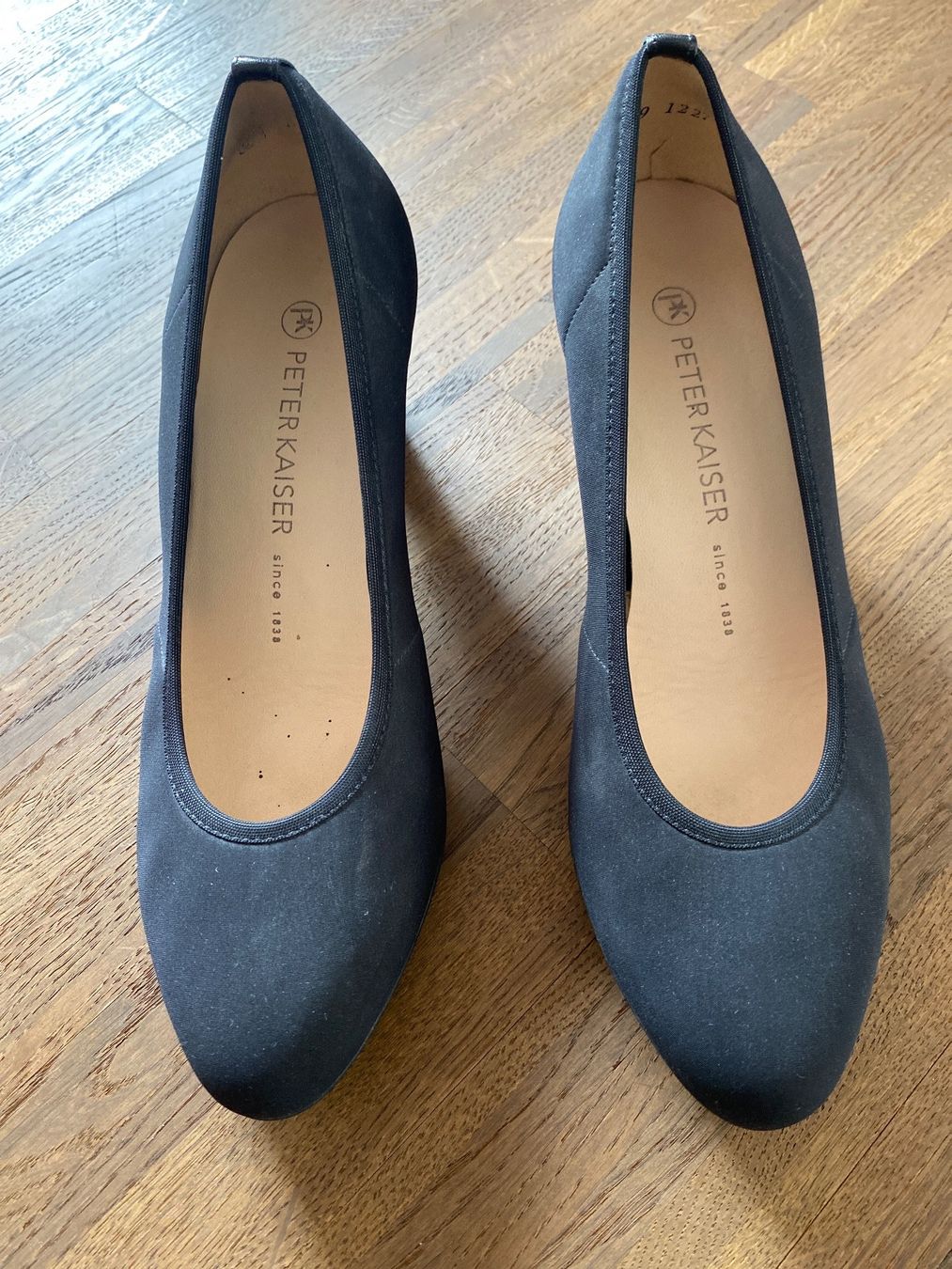 Kaiser Scarpe da donna: Pumps Peter Kaiser schwarz Gr. 5 1/2 neu – Nuovo (secondo la descrizione) da Münsingen venduto da Simraph
