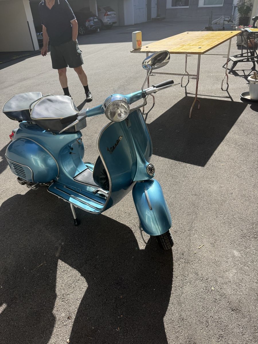 Piaggio Altro: Vespa 1967 Roller blau mit frischen Veteran – Usato da Freidorf TG venduto da PiccadillyLine 8