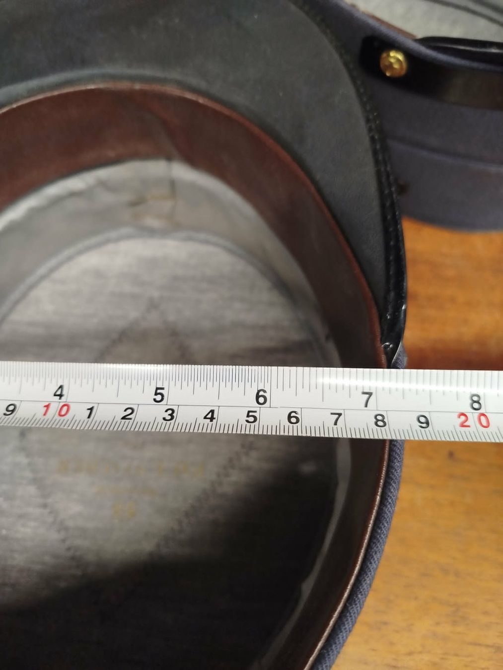Chapeaux, bonnets & casquettes: 2 X Chapeau de facteur – D'occasion à La Chaux-de-Fonds par Emmaus2300CDF 5