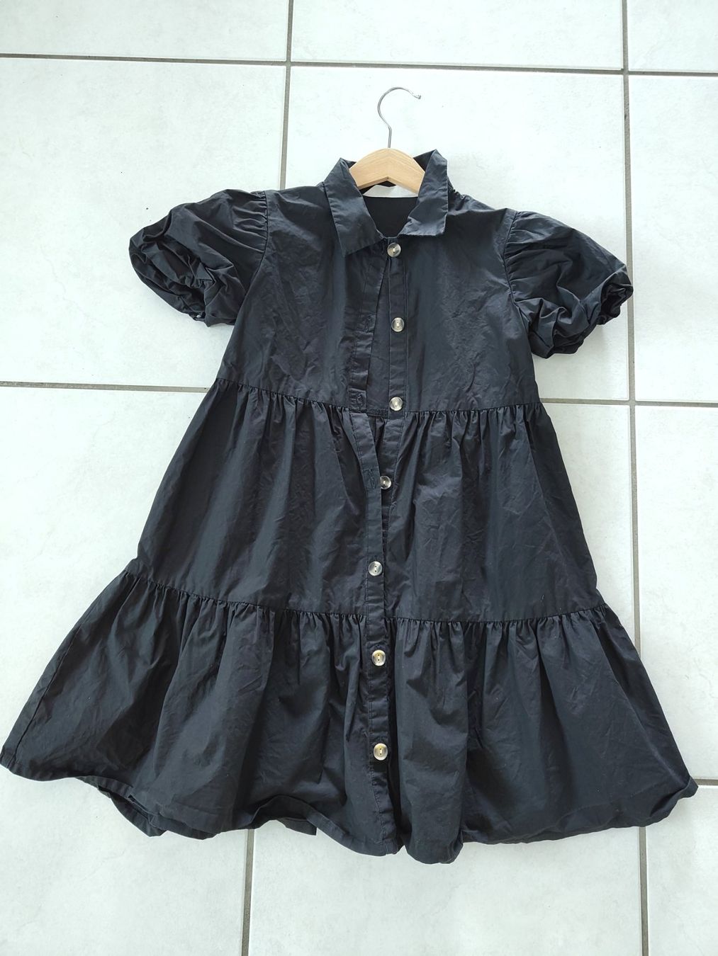 H&M Vestiti & Gonne: Wunderschönes Kleid 128 (fast neu) – Usato da Neerach venduto da stens