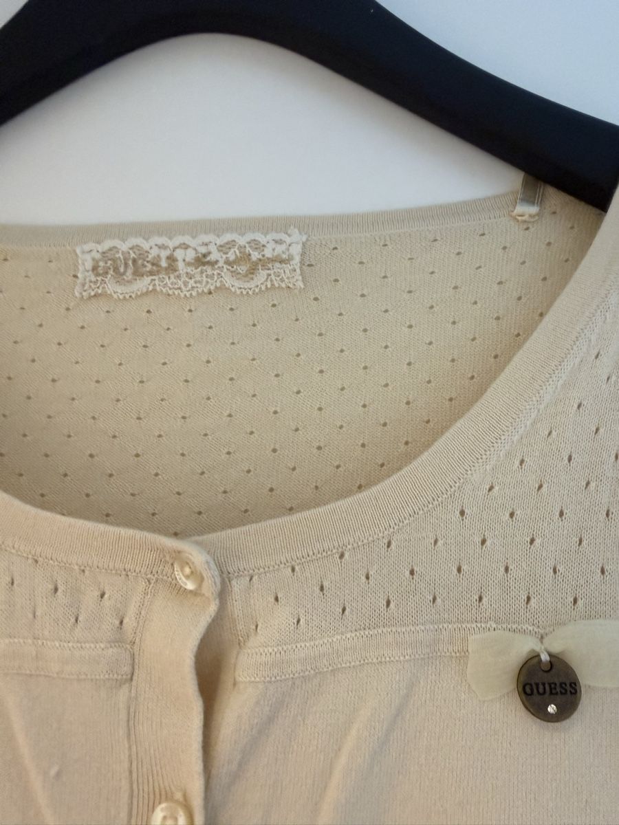 Guess Maglioni & Felpe: Guess Strickjacke Creme Grösse XS – Nuovo (secondo la descrizione) da Dübendorf venduto da cel_5zgz 1