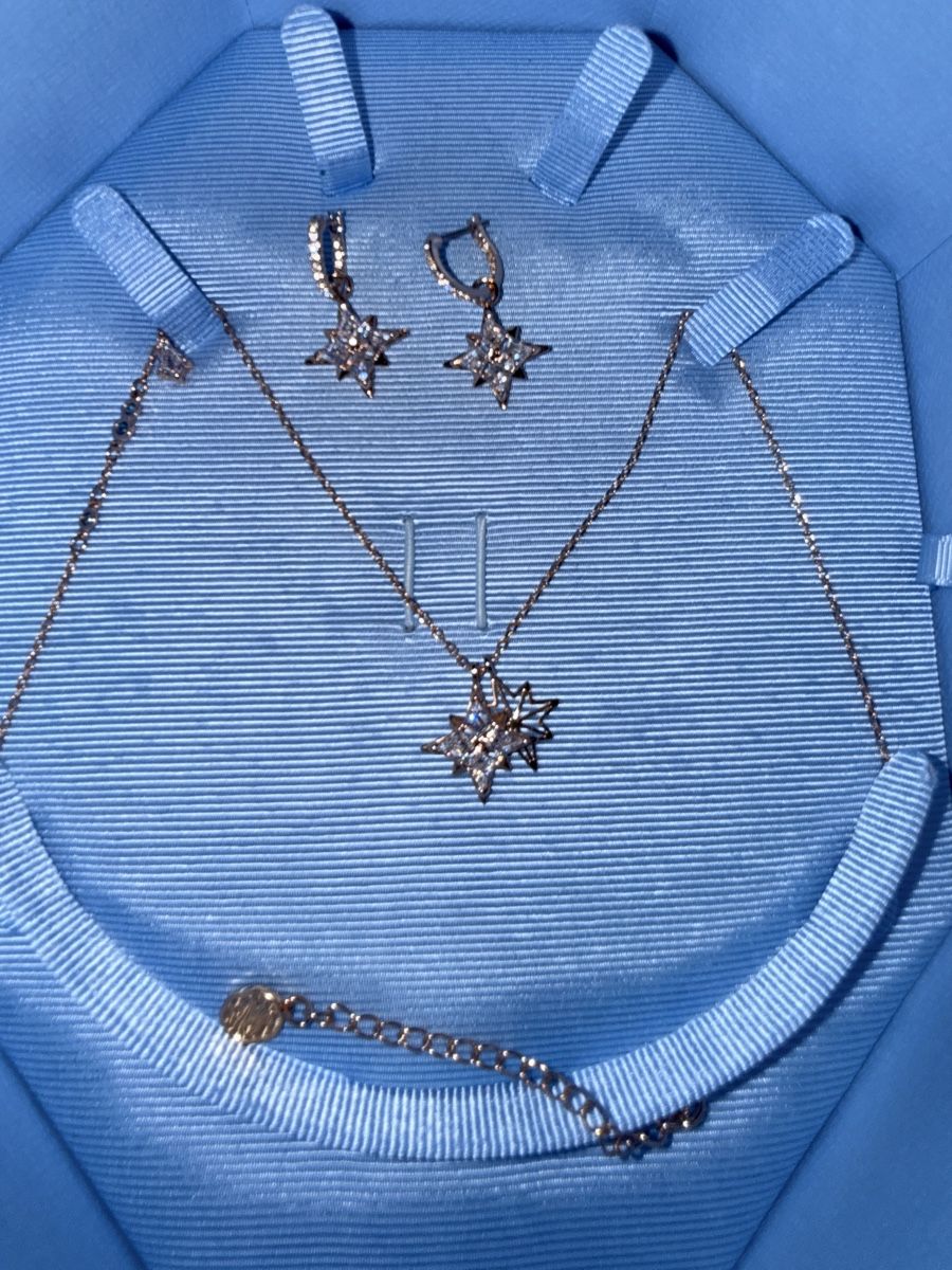 Swarovski Ohrringe & -stecker: Swarovski Set Halskette und Ohrringe – Neu (gemäss Beschreibung) aus Schafisheim von jan_cb2f 1