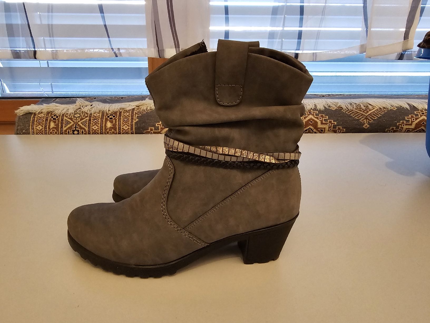 Rieker Scarpe da donna: Rieker Stiefelette – Nuovo (secondo la descrizione) da Willerzell venduto da Elocin.80