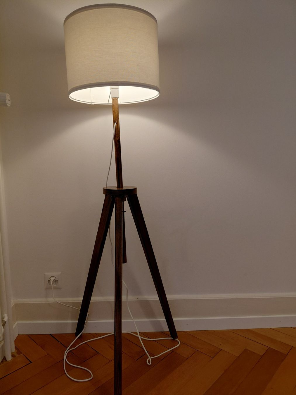 Ikea Lampade: stehlampe IKEA mit weissem Schirm – Usato da Basel venduto da AnVi22 1