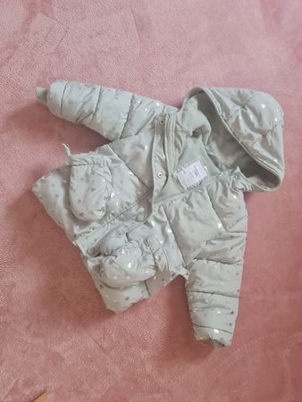 Baby Winterjacke hellgrün Herzmuster Grösse 80 guter Zustand