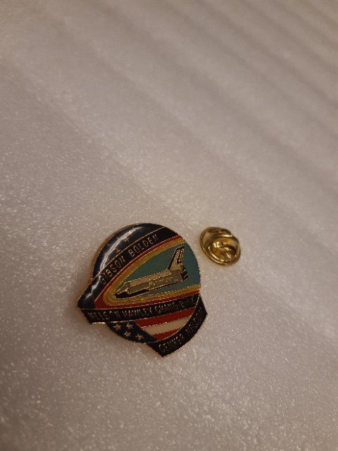 Broches & Aiguilles: Space Shuttle Mission Gibson Bolden - Pins – D'occasion à Pambio Noranco par Pol69 1