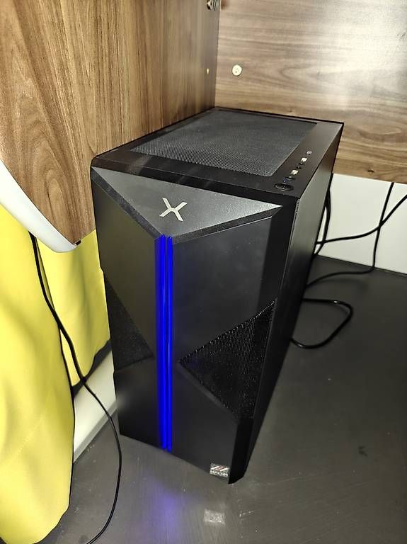 PC: Gaming PC MIFCOM 7500X3D 9060XT 16GB – Usato da Rorschacherberg venduto da phi_6897 2