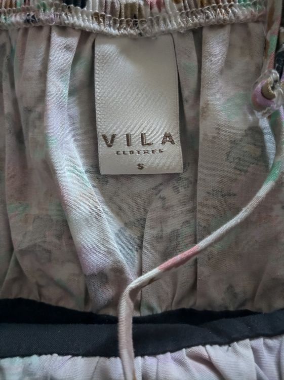 Vila Robes: Vila Sommerkleid – D'occasion à Salenstein par Silly...0 7