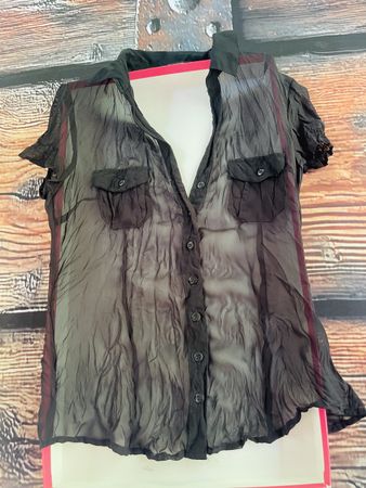 Sexy Camicia S/M-trasparente con bottoni e tasche.