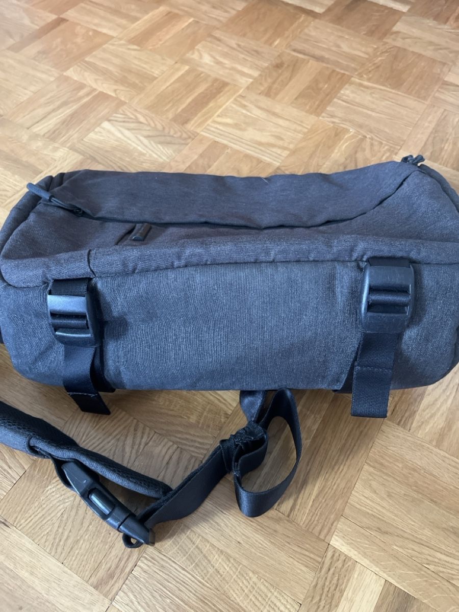 Sacs à dos: Kamerasling von Incase – D'occasion à Zürich par Sasori 2