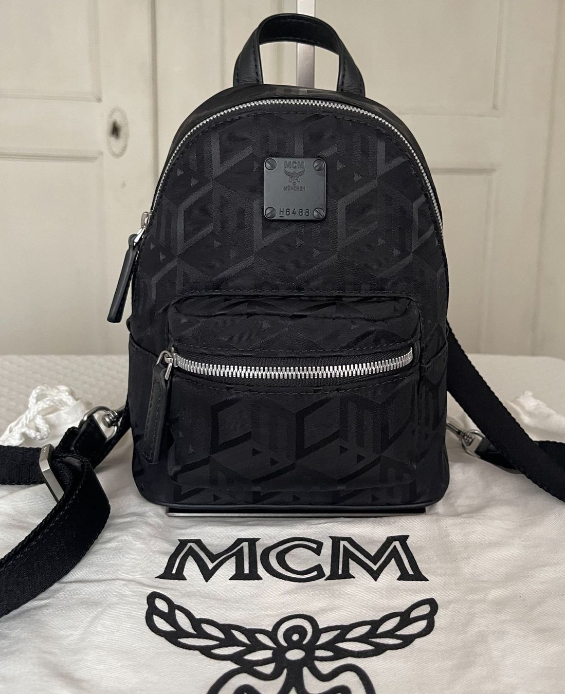 Mcm Rucksäcke: Neuer MCM Rucksack, Size Mini, aus Nylon – Neu (gemäss Beschreibung) aus Dottikon von Pega7 1