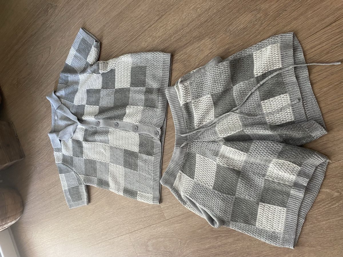 Kleiderpakete: Stylisches Sommer Set Grau – Neu (gemäss Beschreibung) aus Ettingen von rah_xgy9