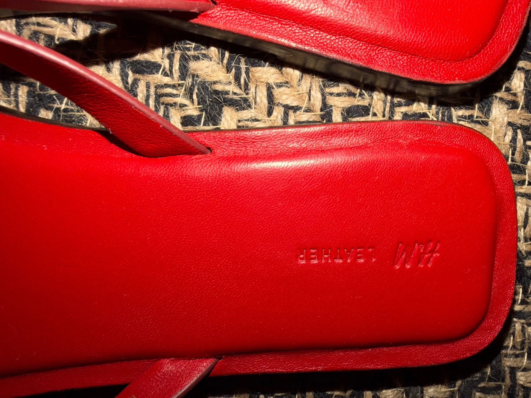H&M Scarpe da donna: H&M Leder Flip Flops Gr.39 Premium Kolkektion – Usato da Ostermundigen venduto da anja046 1