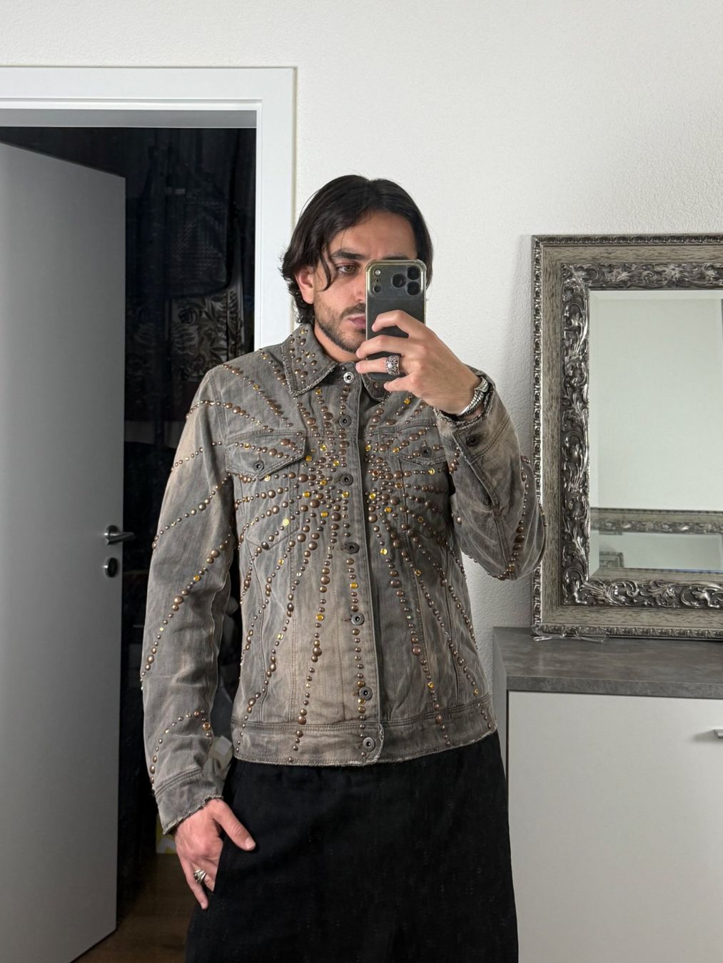 Dolce & Gabbana Jacken: Dolce & Gabbana Spring 2010 Gemstone Stud Denim Jacket – Gebraucht aus Biel/Bienne von sami0788480082 3