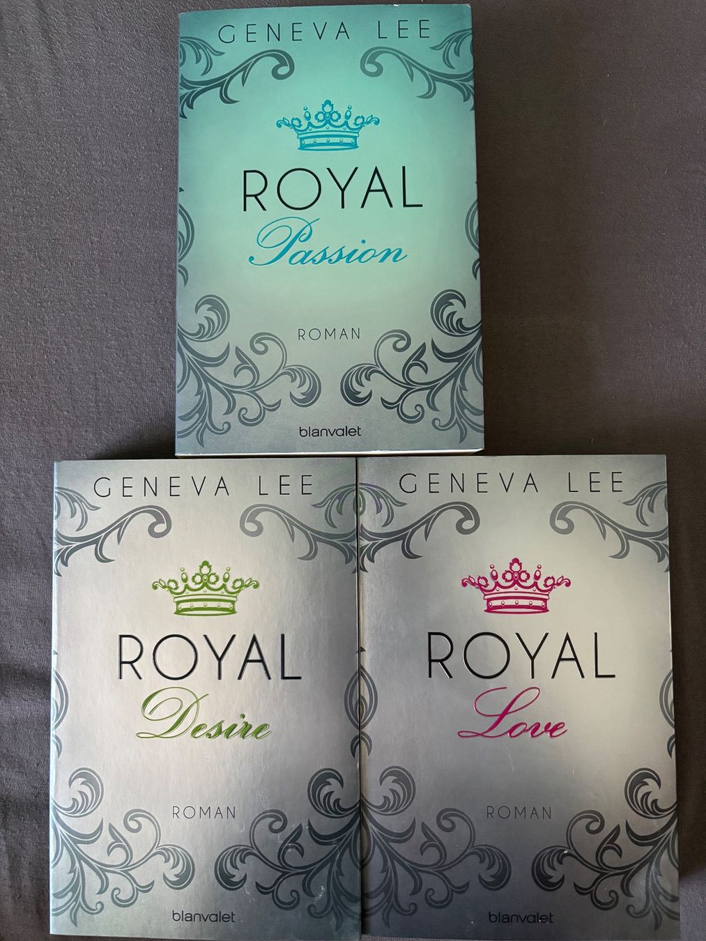 Libri: Royal Passion Trilogie von Geneva Lee – Usato da Niederönz venduto da deb_tyz9