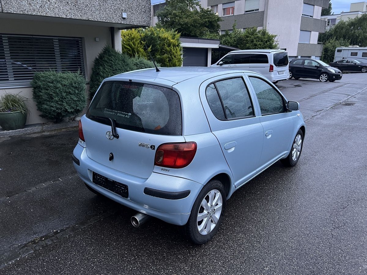 Toyota Automobili: Toyota Yaris 1.3 2005 – Usato da Hagneck venduto da Stejobe 2