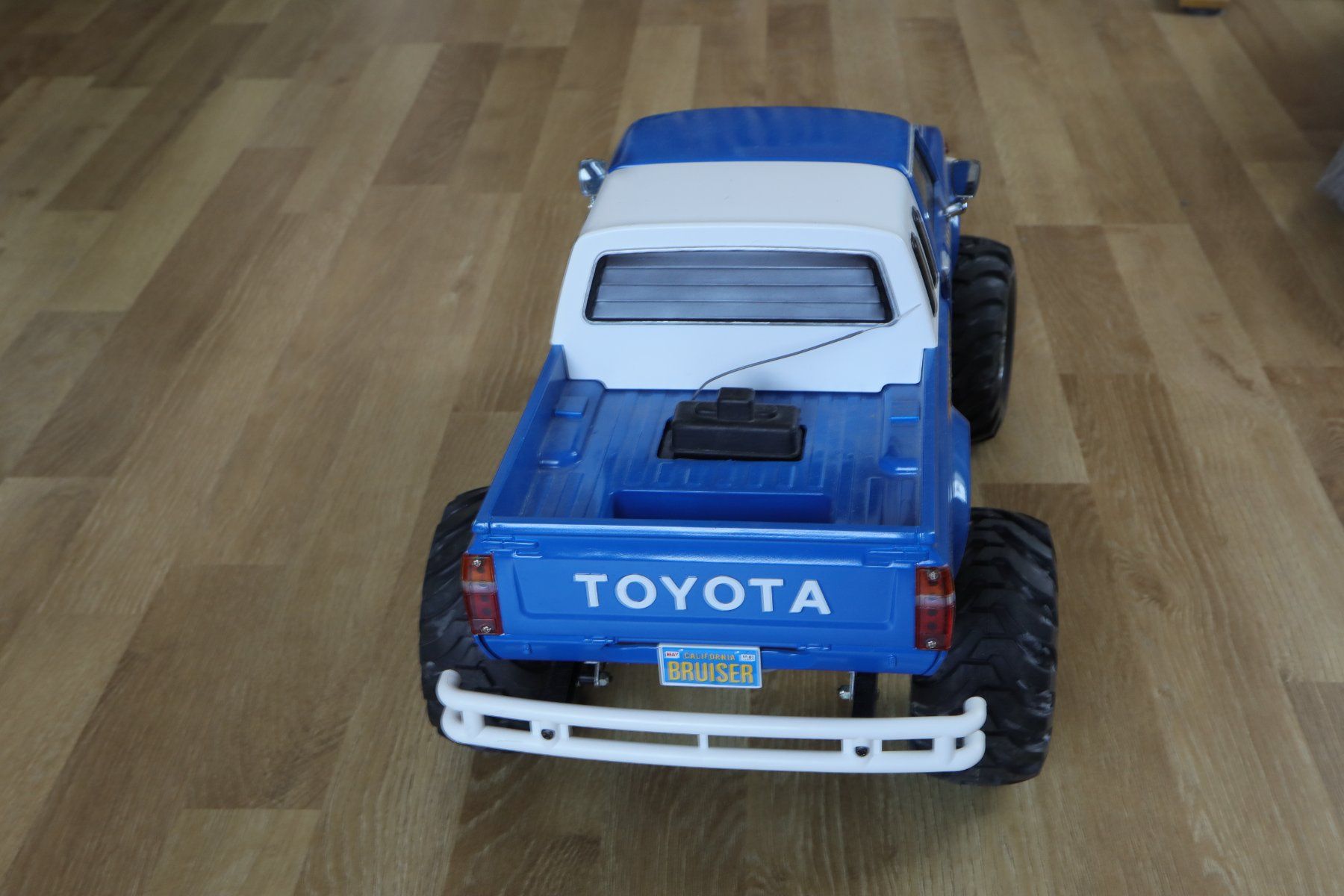 Tamiya Modellismo RC: Tamiya Toyota Pick Up Bruiser – Usato da Arbon venduto da jme_6v5s 2