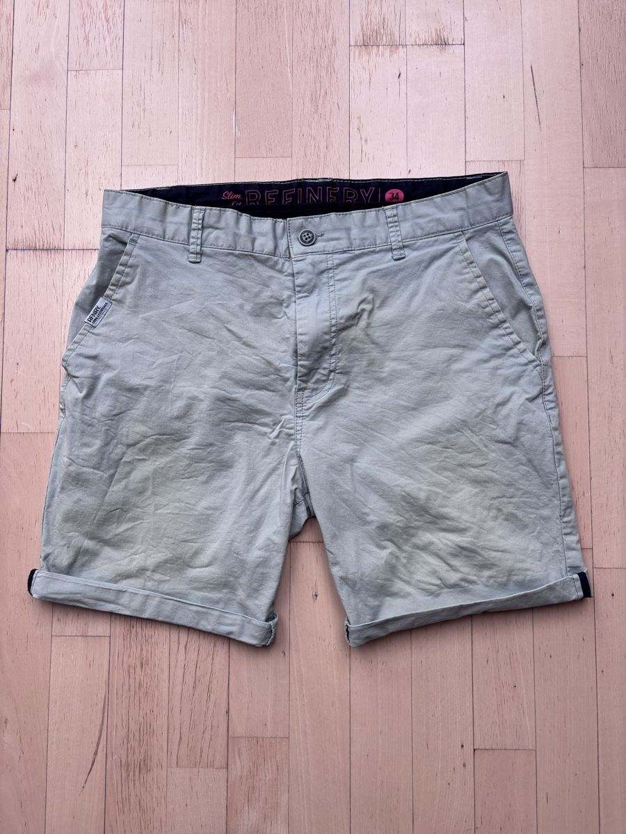 Pantaloni: Oliver Refinery Shorts - Size 34 – Usato da Zürich venduto da Grothschild