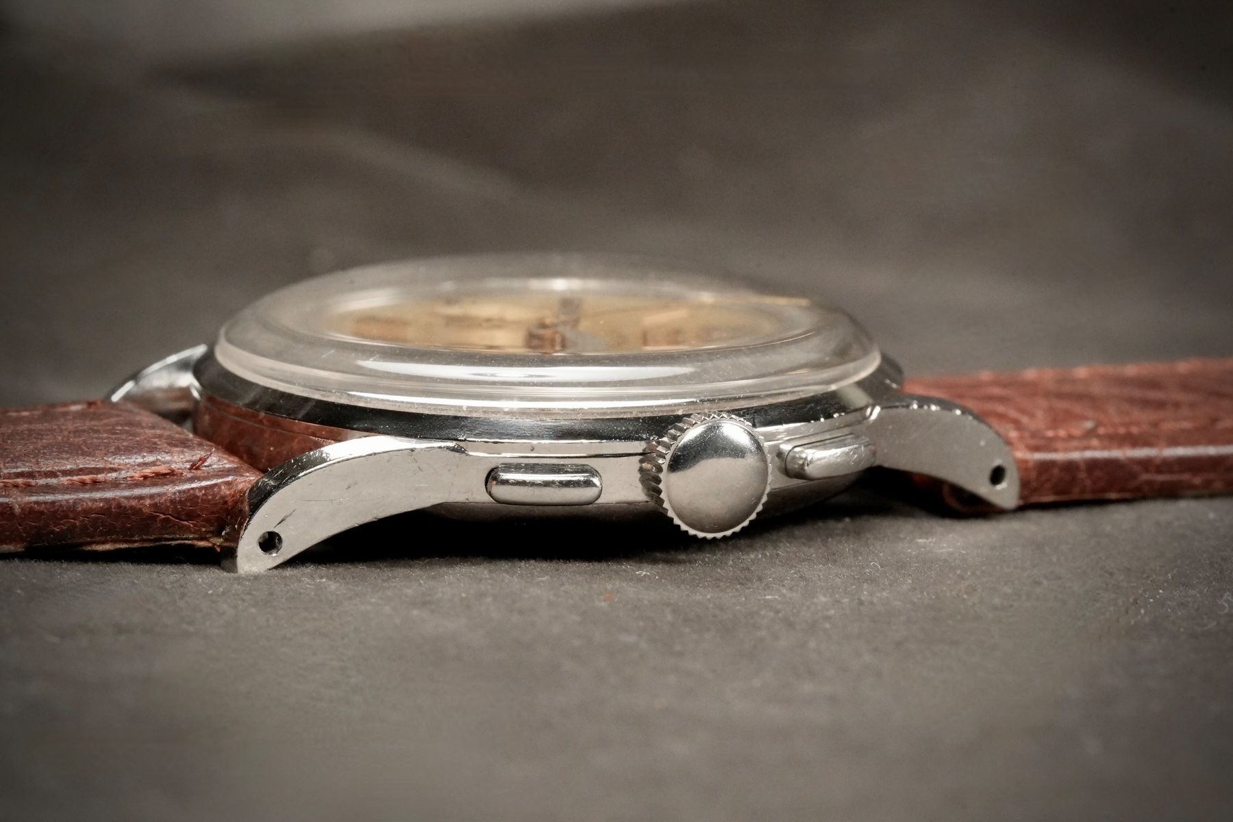 Omega Orologi: Omega - Ref. 2475 Original 1958 Tropical Dial Chronograph – Usato da Morcote venduto da chronoservice 6