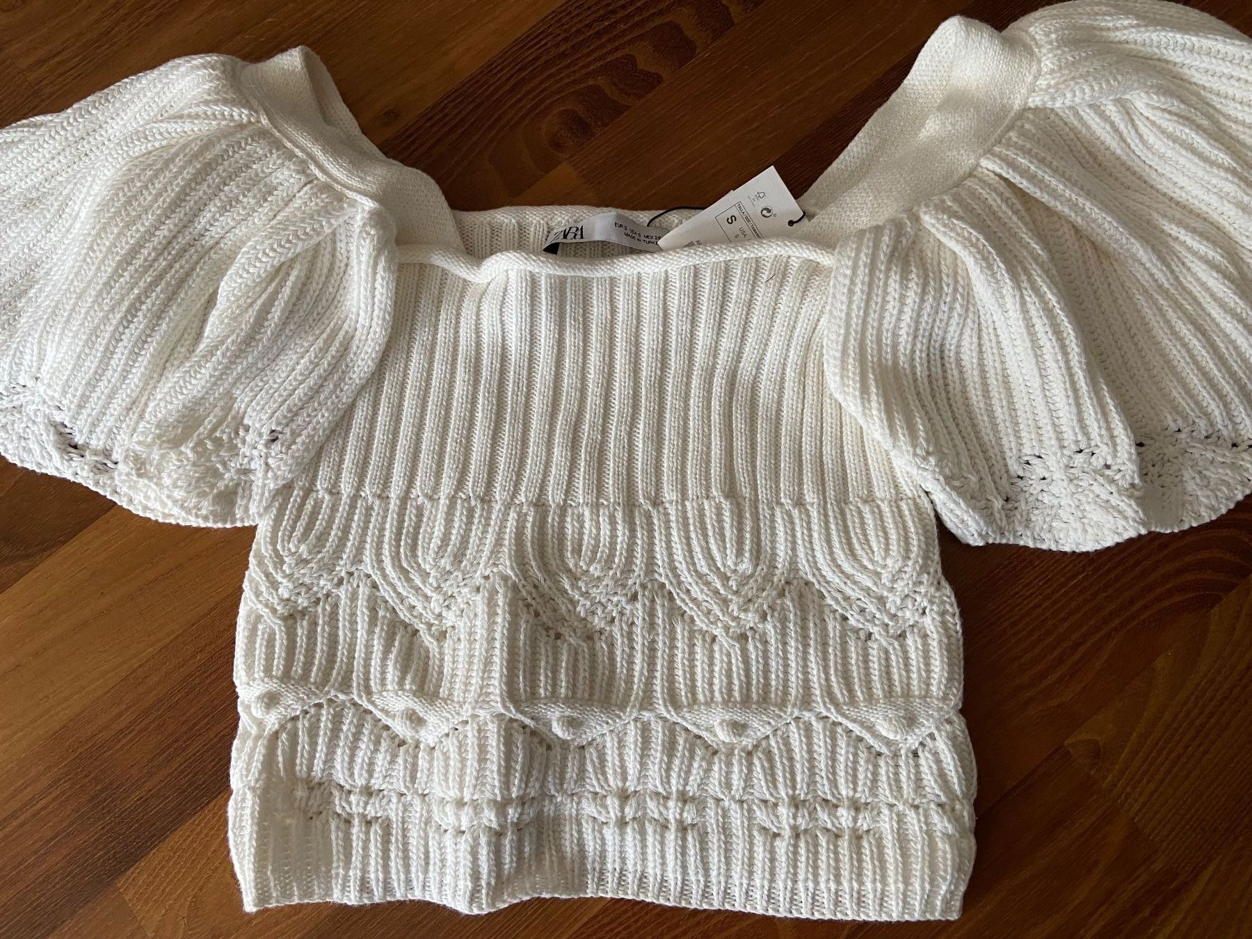 Zara Tops: Zara Top – Neu (gemäss Beschreibung) aus Unterengstringen von bar_rh5f
