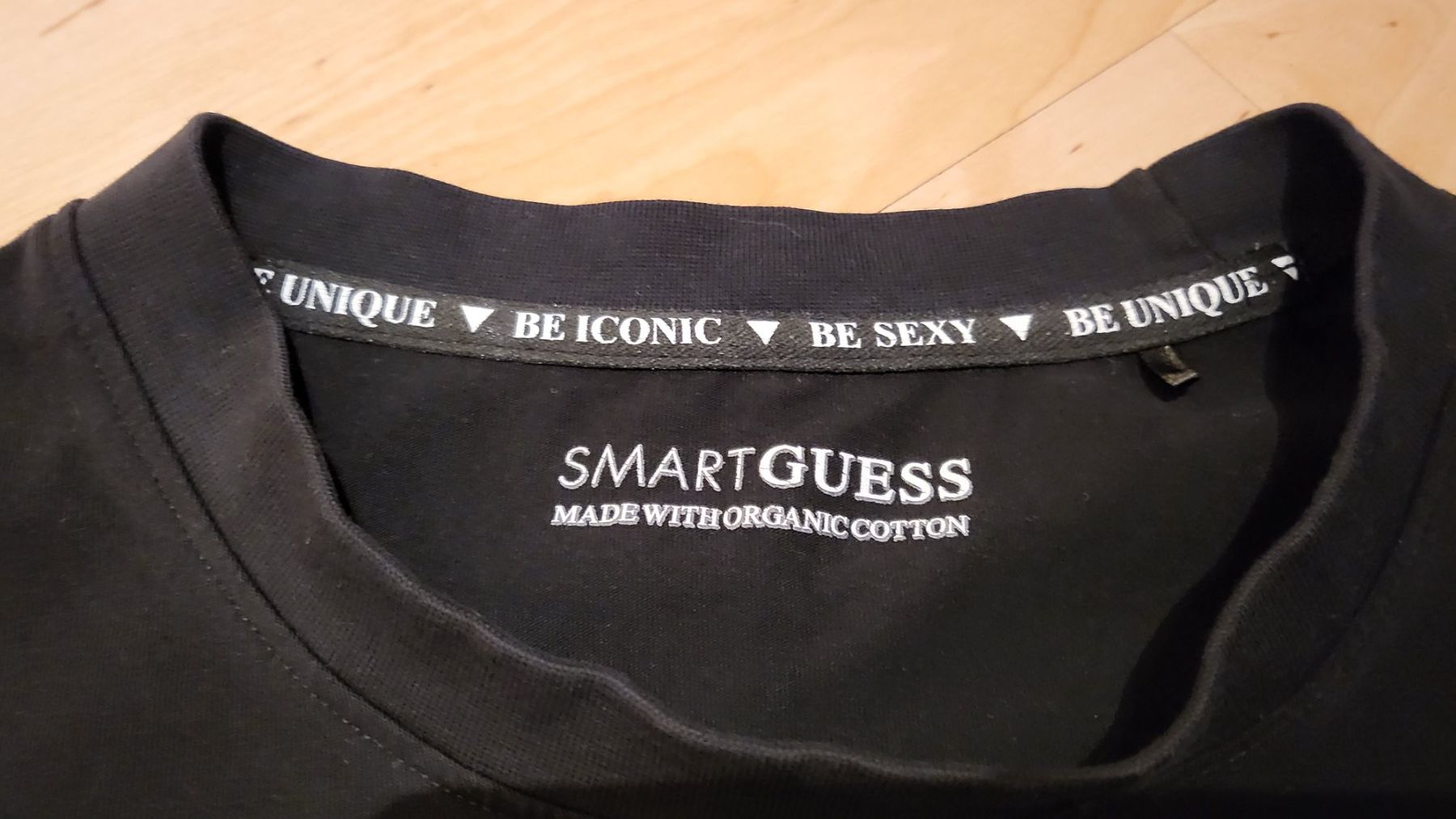 Guess T-shirt: GUESS T-SHIRT – Usato da Safenwil venduto da ang_x8dm 1