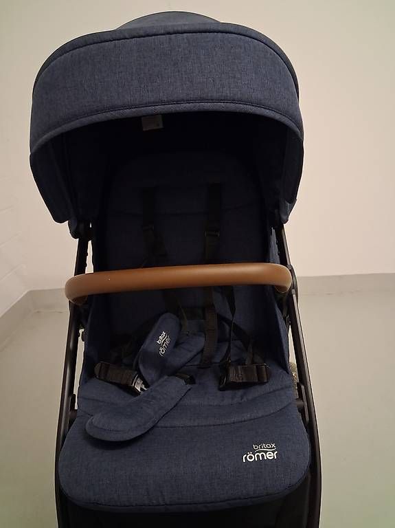 Britax Römer Carrozzine: Britax Römer Kinderwagen – Usato da Niederönz venduto da bea_fn77
