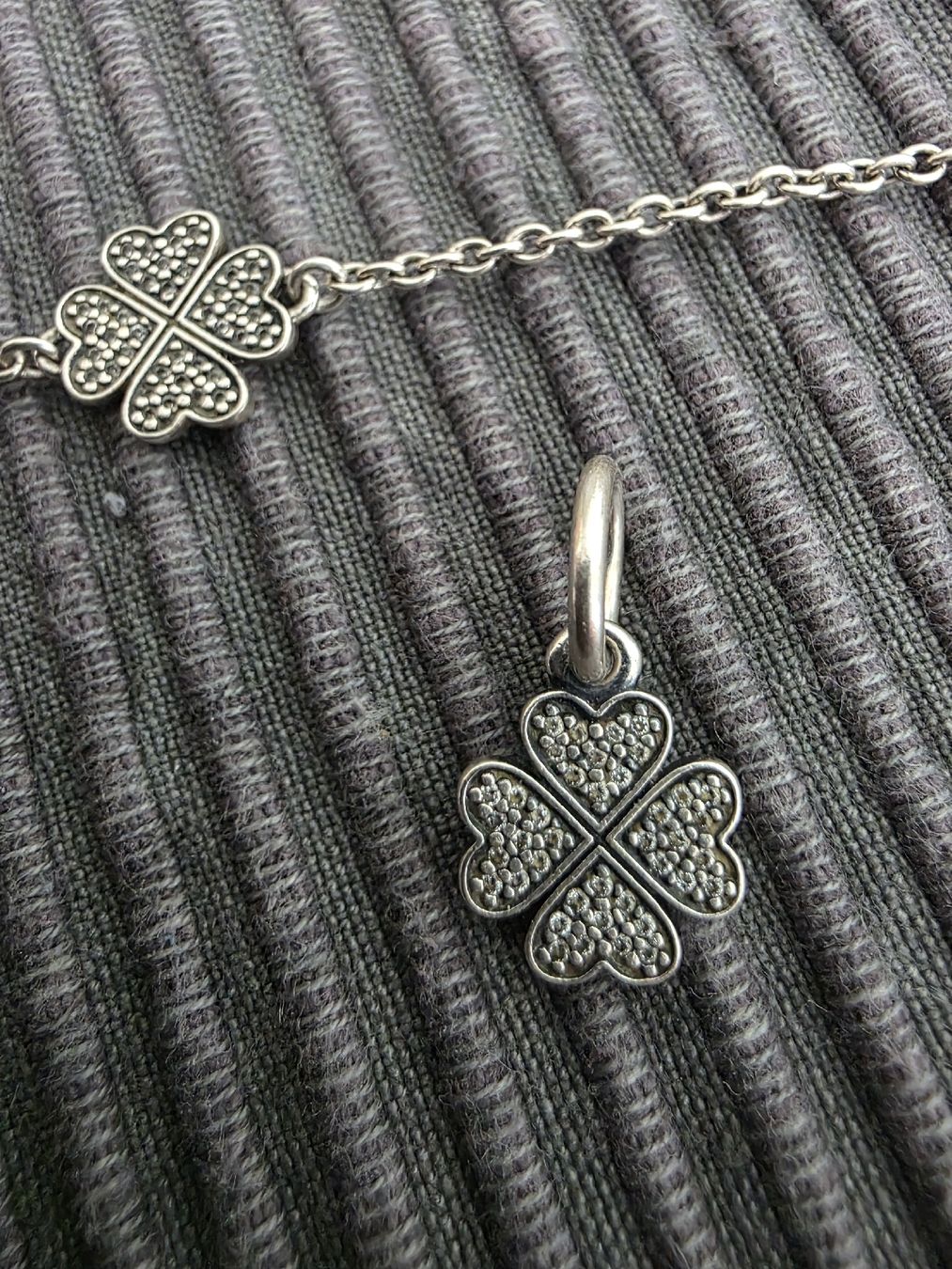 Pandora Bracciali & Braccialetti: Set von Pandora – Usato da Rikon im Tösstal venduto da Quimy68