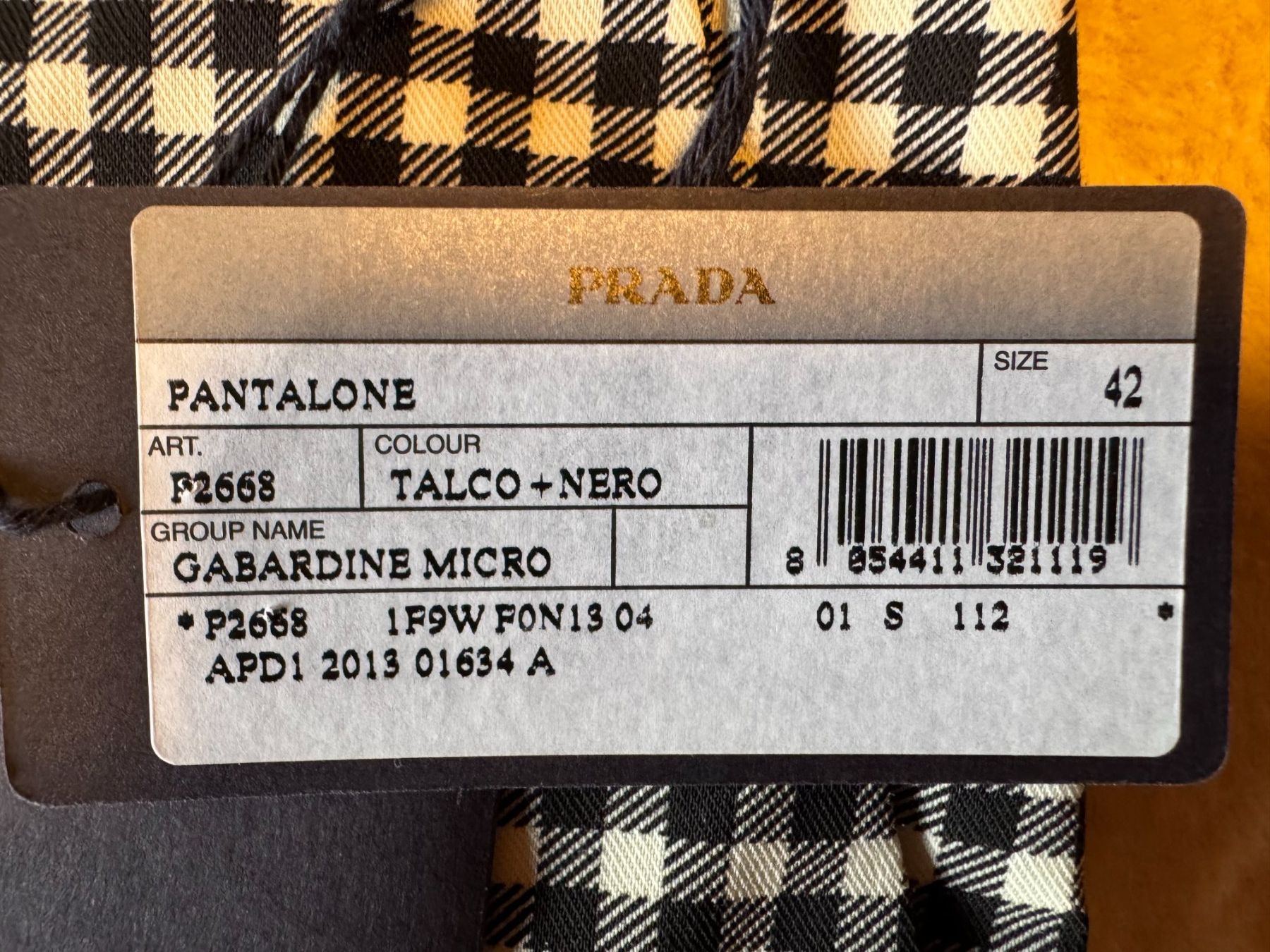 Prada Pantaloni: Prada Checked Trousers – Timeless Elegance – Nuovo e nell'imballaggio originale da Grund b. Gstaad venduto da ReLuxe 2