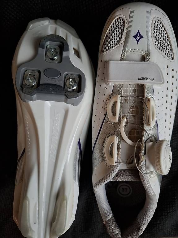 Herrenschuhe: Rennveloschuhe – Gebraucht aus Uster von Kauftiger 1